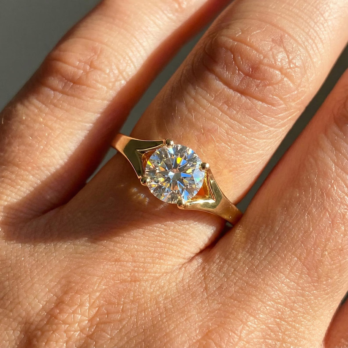 Round Solitaire Engagement Ring Lab Diamond – BypassCriss Cross Setting (Infinity Look)