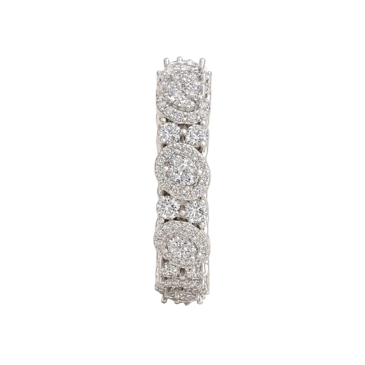 oval lab grown diamond wedding band in 18k gold, side profile