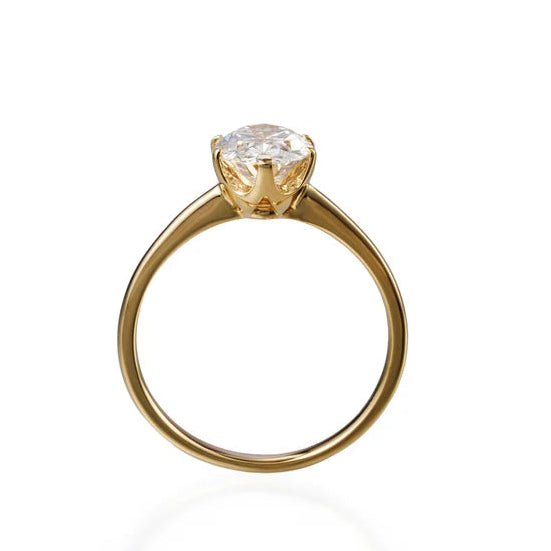 1.55ct Oval Cut 6 Prong Lab Grown Diamond & Moissanite Ring
