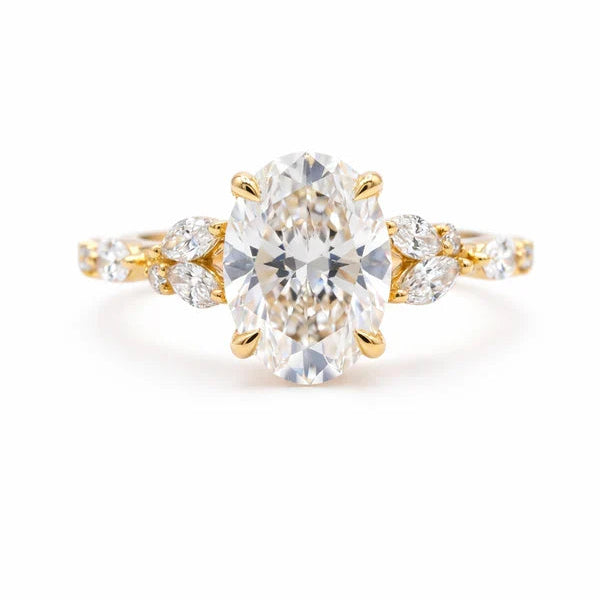 oval lab grown diamond ring in 18k gold, side profile