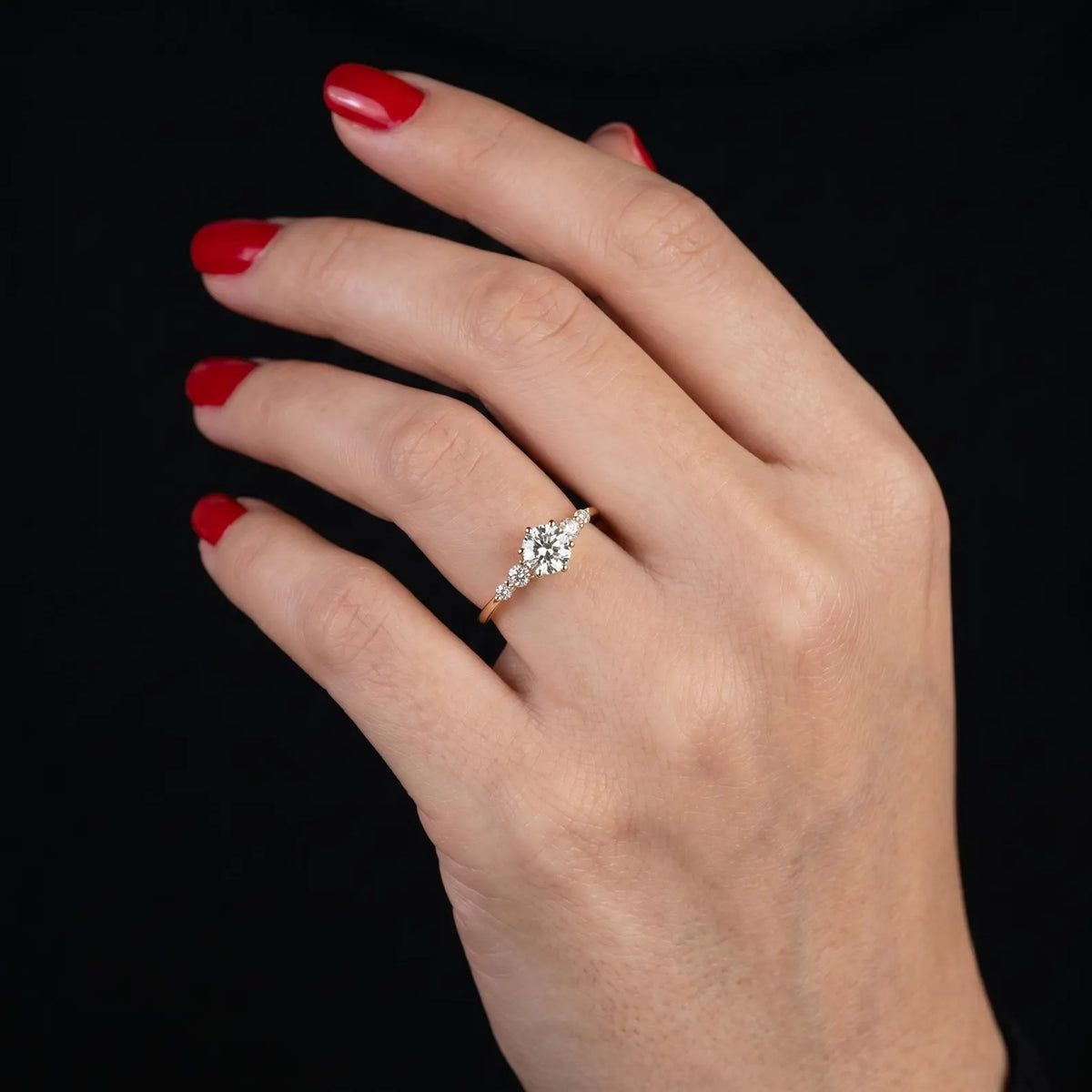 Round Cut Lab-Cut Diamond Engagement Ring 6 Prong Setting & Side Stones